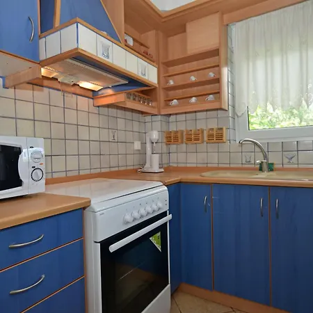 Apartment Iris Maisonettes And