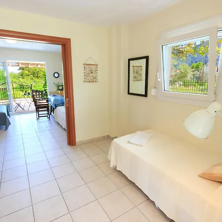 Iris Maisonettes And