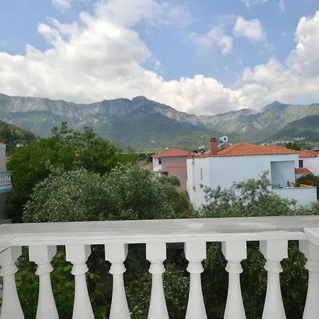 Iris Maisonettes And * Скала-Потамиас