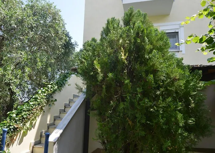 Iris Maisonettes And Daire Skala Potamia (Thasos)